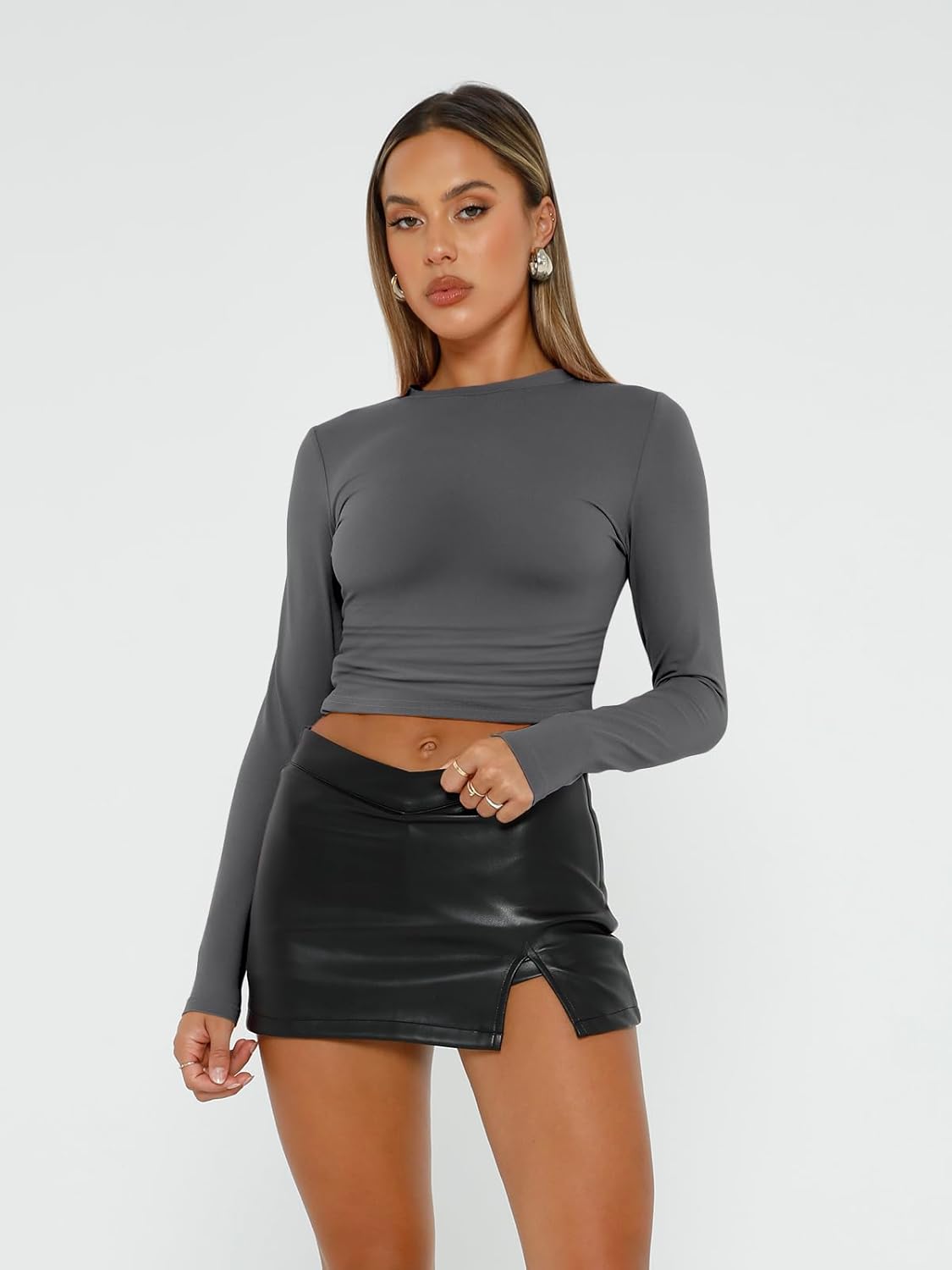 Womens Long Sleeve Shirt Basic Crop Tops Fall Fashion Underscrubs Layer Slim Fit Winter Clothes