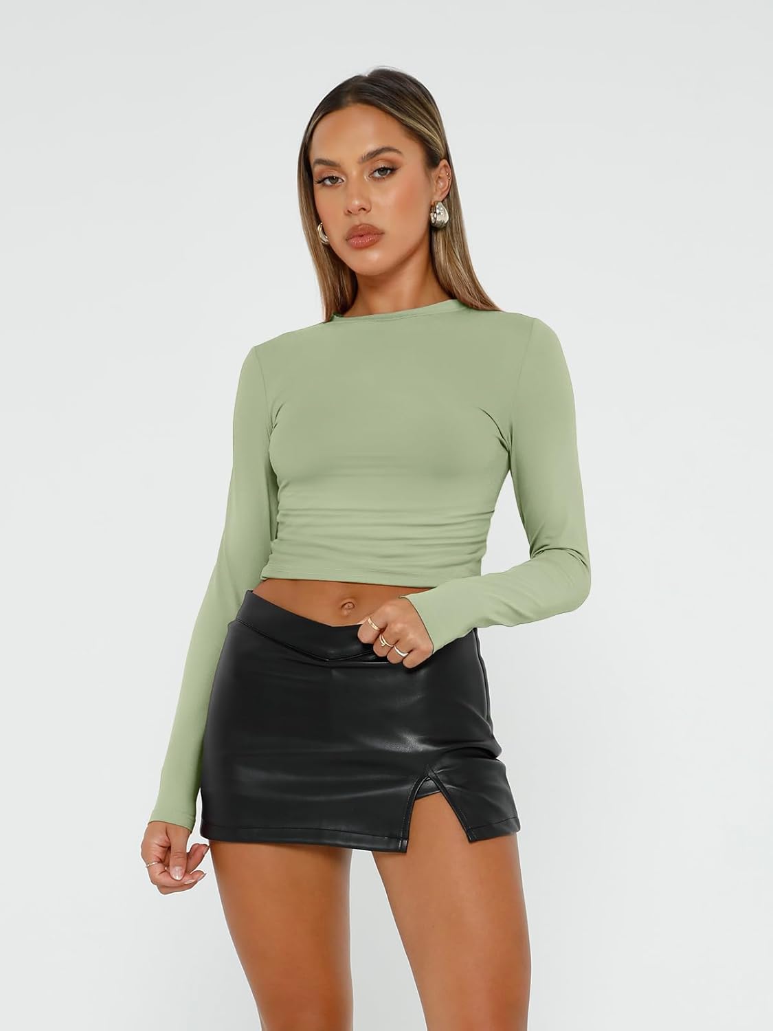 Womens Long Sleeve Shirt Basic Crop Tops Fall Fashion Underscrubs Layer Slim Fit Winter Clothes